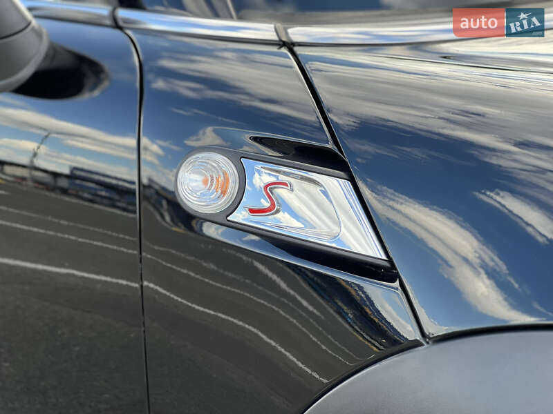 Кабриолет MINI Convertible 2011 в Киеве фото 12 Кабриолет MINI Convertible 2011 в Киеве