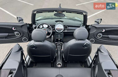 Кабриолет MINI Convertible 2011 в Киеве