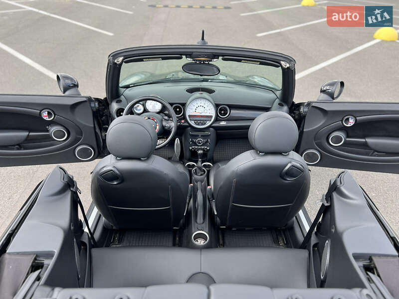 Кабриолет MINI Convertible 2011 в Киеве фото 43 Кабриолет MINI Convertible 2011 в Киеве