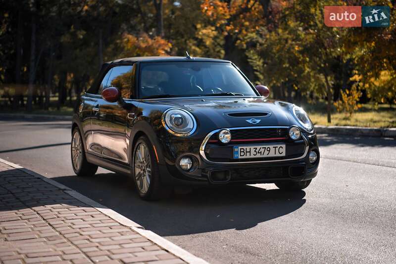 Кабриолет MINI Convertible 2016 в Одессе