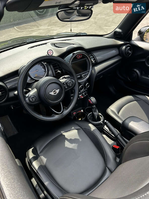 Кабриолет MINI Convertible 2016 в Каменском