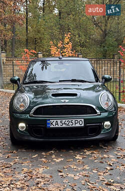 Кабриолет MINI Convertible 2015 в 