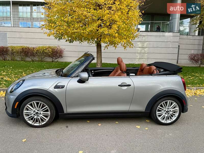 Кабріолет MINI Convertible 2022 в Києві фото 24 Кабріолет MINI Convertible 2022 в Києві