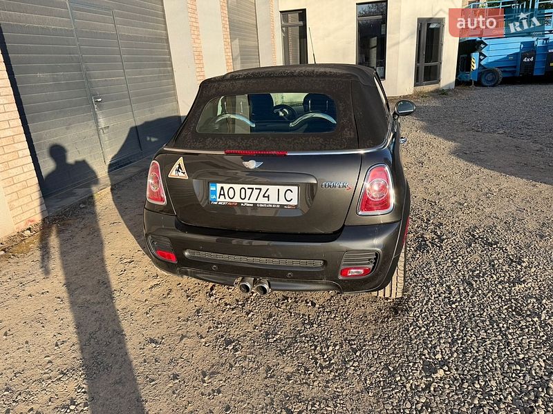 Кабриолет MINI Convertible 2013 в Ужгороде