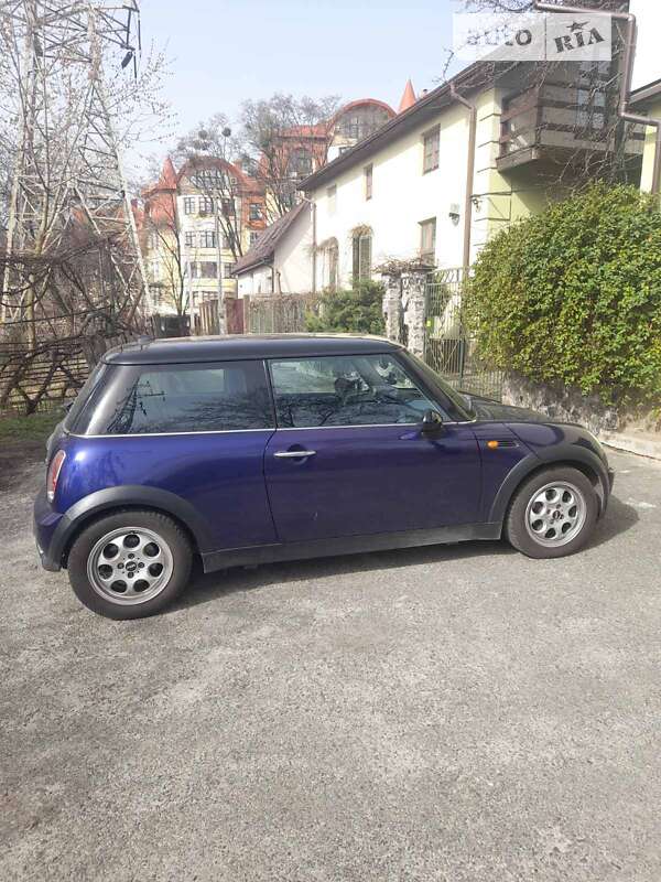 Хэтчбек MINI Cooper 2005 в Киеве
