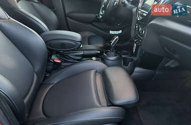 Хэтчбек MINI Cooper 2020 в 