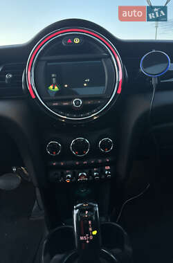 Хэтчбек MINI Cooper 2020 в 