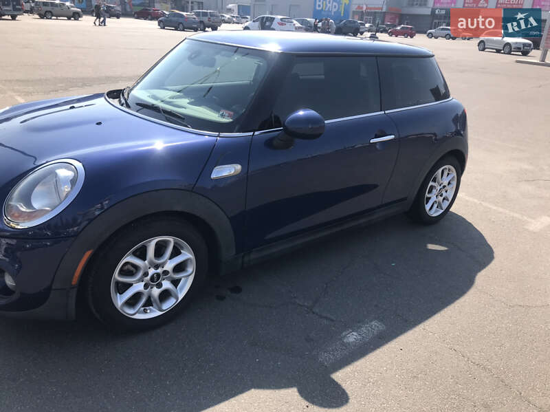 Хетчбек MINI Cooper 2014 в Полтаві фото 2 Хетчбек MINI Cooper 2014 в Полтаві