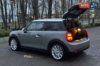 Хэтчбек MINI Cooper 2021 в 