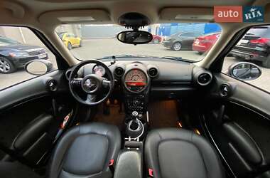 Хэтчбек MINI Cooper 2011 в 