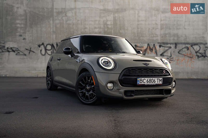 MINI Cooper 2018