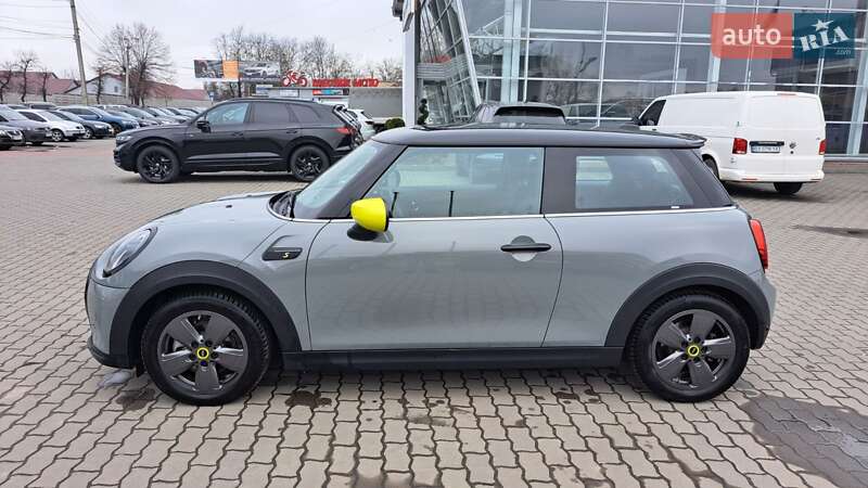Хэтчбек MINI Cooper 2022 в Хмельницком