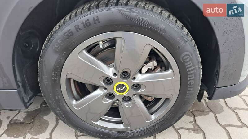 Хэтчбек MINI Cooper 2022 в Хмельницком