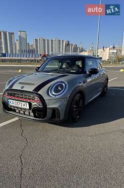 Хэтчбек MINI Cooper 2022 в 