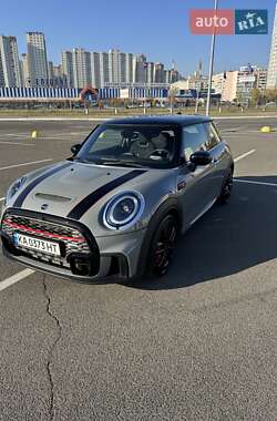 Хэтчбек MINI Cooper 2022 в 