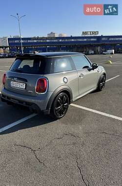 Хэтчбек MINI Cooper 2022 в 