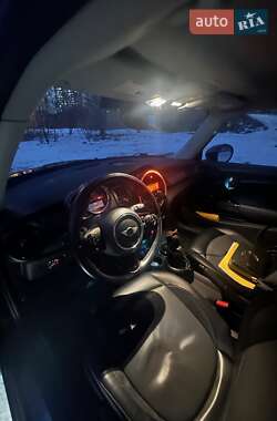 Хетчбек MINI Cooper 2015 в Києві