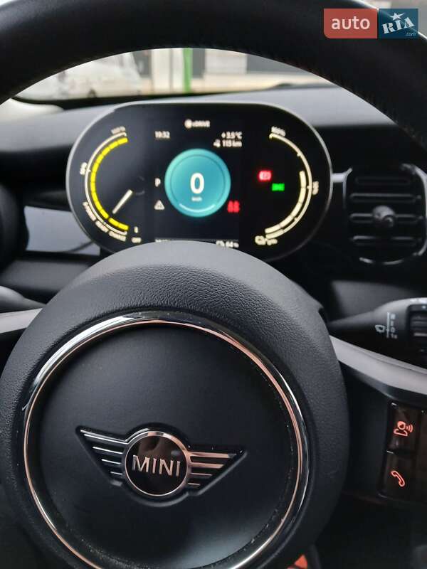 Хэтчбек MINI Cooper 2021 в Хмельницком