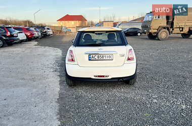 Хэтчбек MINI Cooper 2012 в 