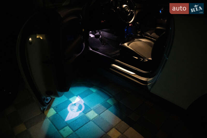 Хэтчбек MINI Cooper 2014 в Киеве