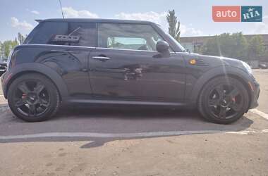 Хэтчбек MINI Cooper 2012 в 
