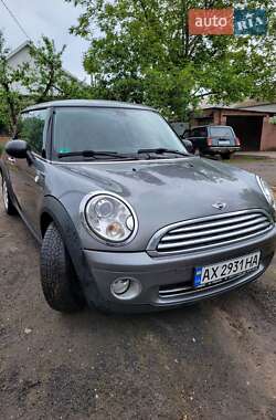 Хэтчбек MINI Cooper 2010 в Краснограде