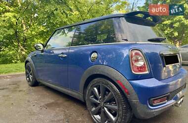 Хэтчбек MINI Cooper 2013 в 