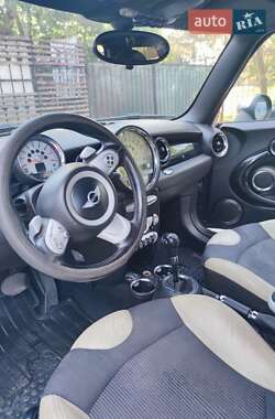 Хэтчбек MINI Cooper 2007 в 