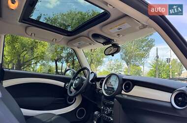 Хэтчбек MINI Cooper 2013 в 