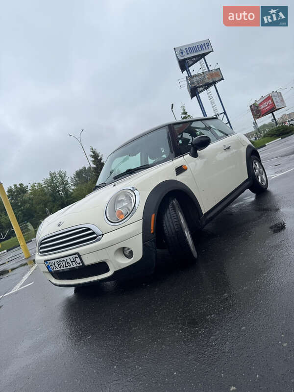 Хэтчбек MINI Cooper 2010 в Хмельницком фото 22 Хэтчбек MINI Cooper 2010 в Хмельницком
