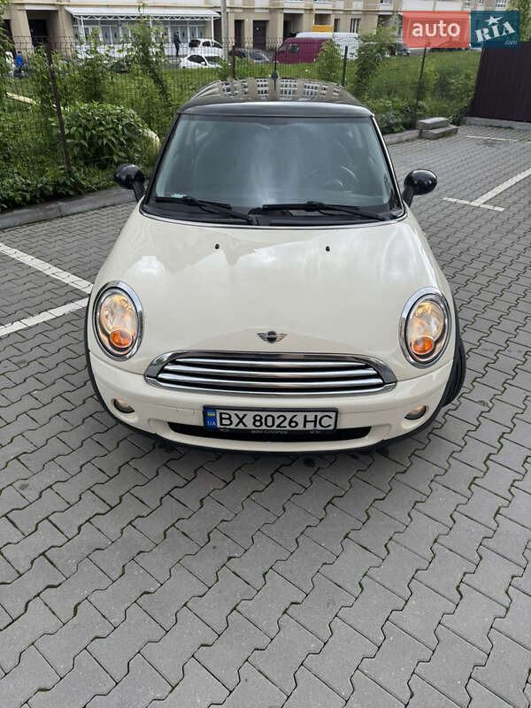 Хэтчбек MINI Cooper 2010 в Хмельницком фото 11 Хэтчбек MINI Cooper 2010 в Хмельницком