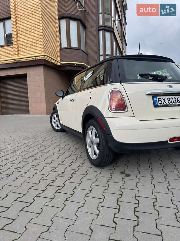 Хэтчбек MINI Cooper 2010 в Хмельницком фото 14 Хэтчбек MINI Cooper 2010 в Хмельницком