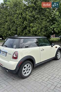 Хэтчбек MINI Cooper 2011 в 