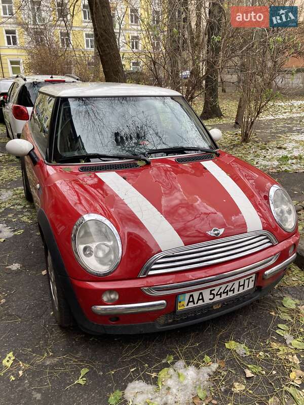 Хэтчбек MINI Cooper 2003 в Киеве