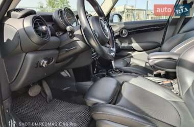 Хэтчбек MINI Cooper 2018 в 