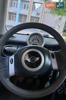 Хэтчбек MINI Cooper 2003 в 