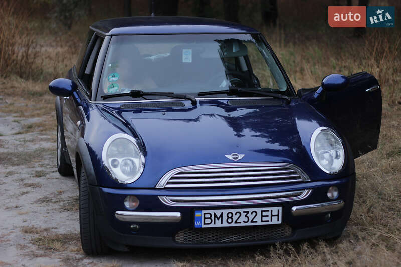 MINI Cooper 2003