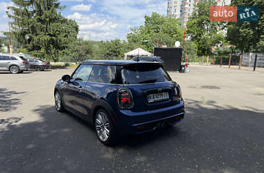 Хэтчбек MINI Cooper 2014 в 