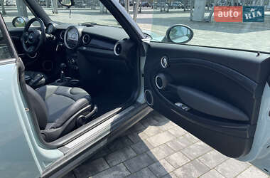 Хэтчбек MINI Cooper 2013 в 