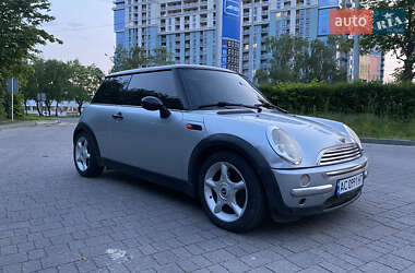 Хэтчбек MINI Cooper 2002 в 