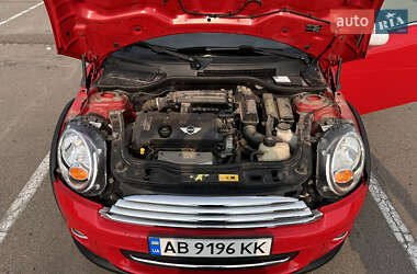 Хэтчбек MINI Cooper 2011 в 