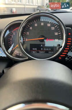 Хэтчбек MINI Cooper 2015 в 