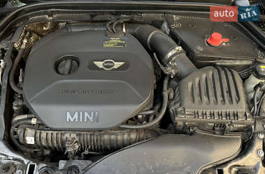Хэтчбек MINI Cooper 2015 в 