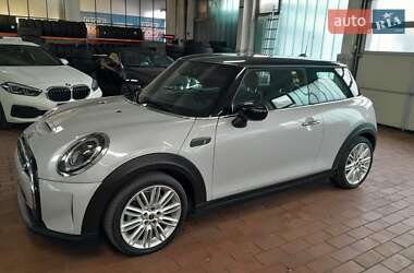 Хэтчбек MINI Cooper 2021 в Киеве