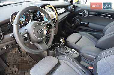 Хэтчбек MINI Cooper 2023 в 