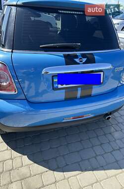 Хетчбек MINI Cooper 2013 в 