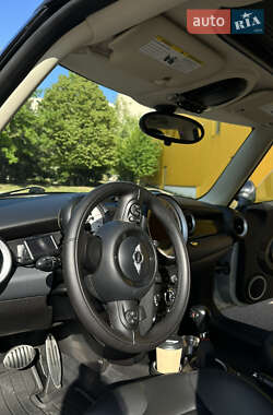 Хэтчбек MINI Cooper 2012 в 