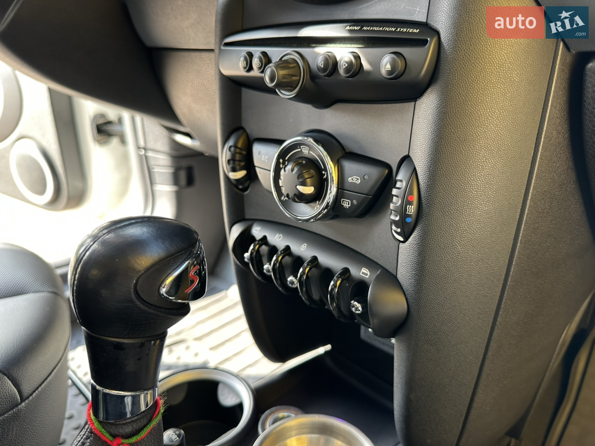 2012 MINI Cooper - мініатюра 16