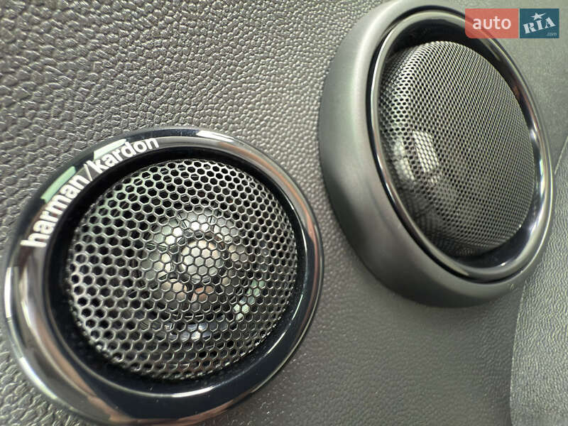 Хэтчбек MINI Cooper 2023 в Черновцах