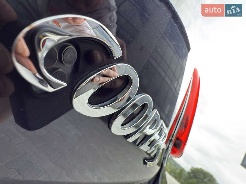 Хэтчбек MINI Cooper 2023 в Черновцах